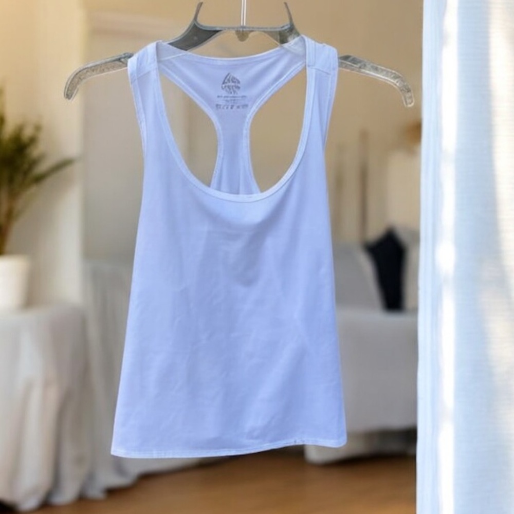 RBX White Backless Tank Top with Scoop Neck and Sleeveless Design